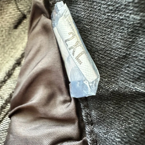 NEW Fringed Jean Shorts Women High Waist Washed Ripped Denim Shorts Butt-Lifting - Picture 9 of 9